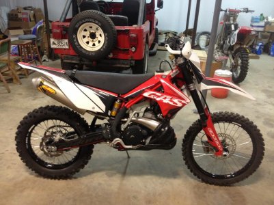 2011 EC250 with Guts Tall Seat.jpg