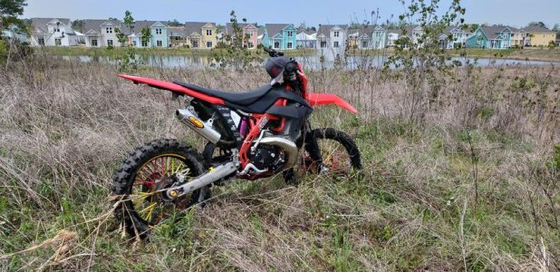 gasgas ec 300 rebuilt.jpg
