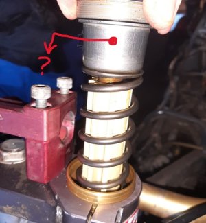 Ohlins fork top cap removal3.jpg Ohlins fork top cap removal3.jpg